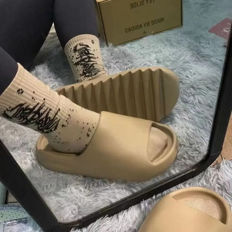 Chaussons antidérapants à plat - Men'S Shoes To Women'S avis et prix